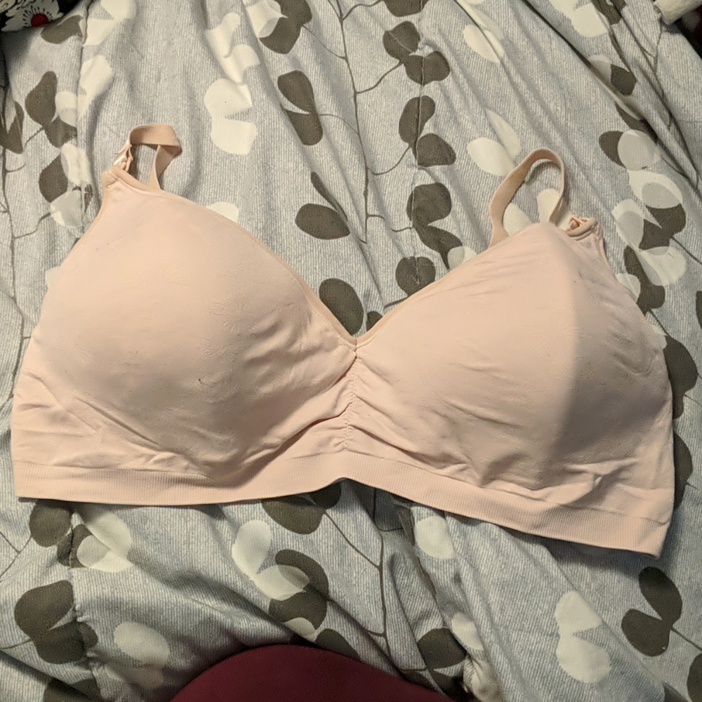 Jessica Simpson nursing bra
